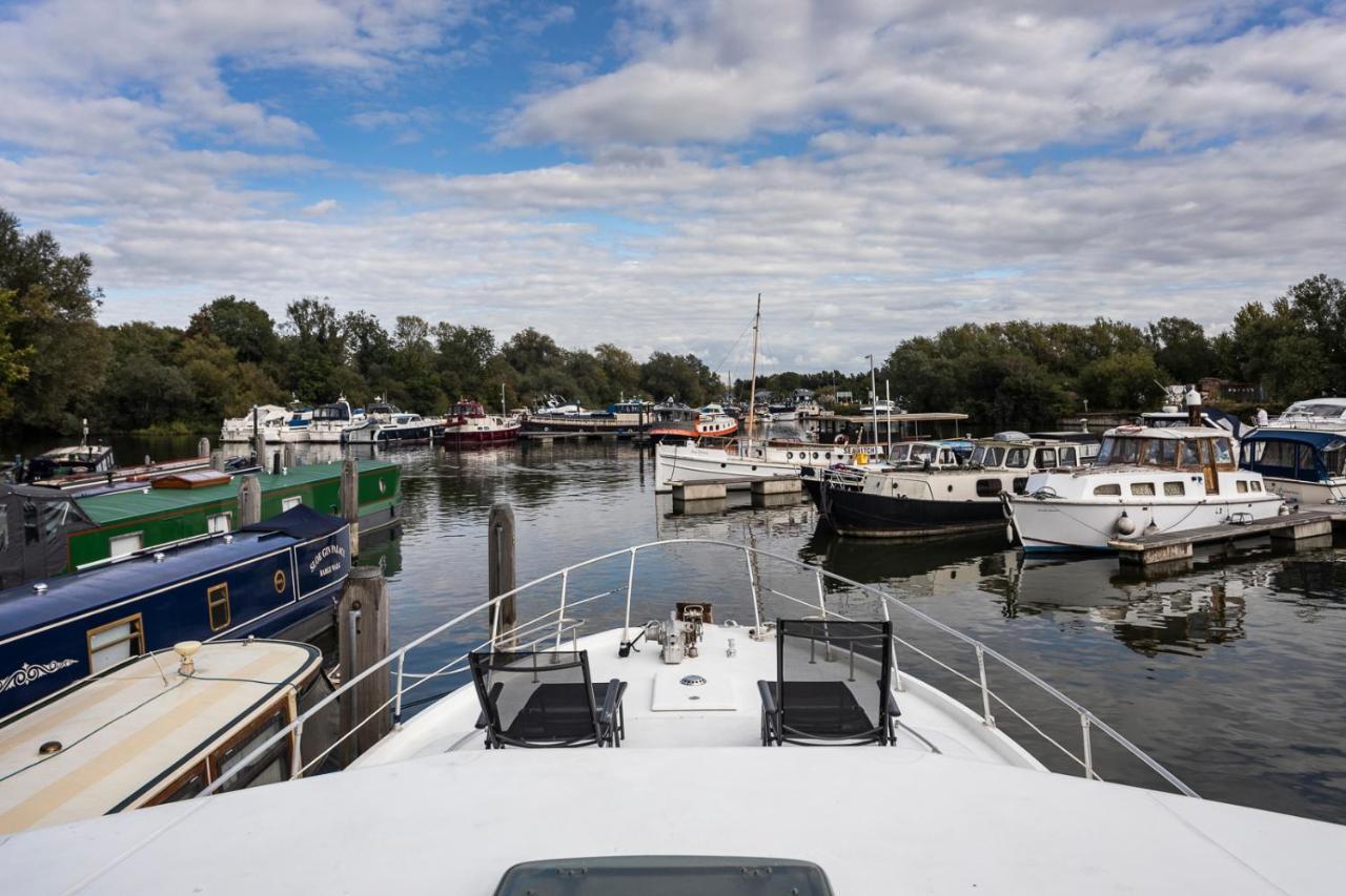 Eucala Motor Yacht Hotel East Molesey Buitenkant foto