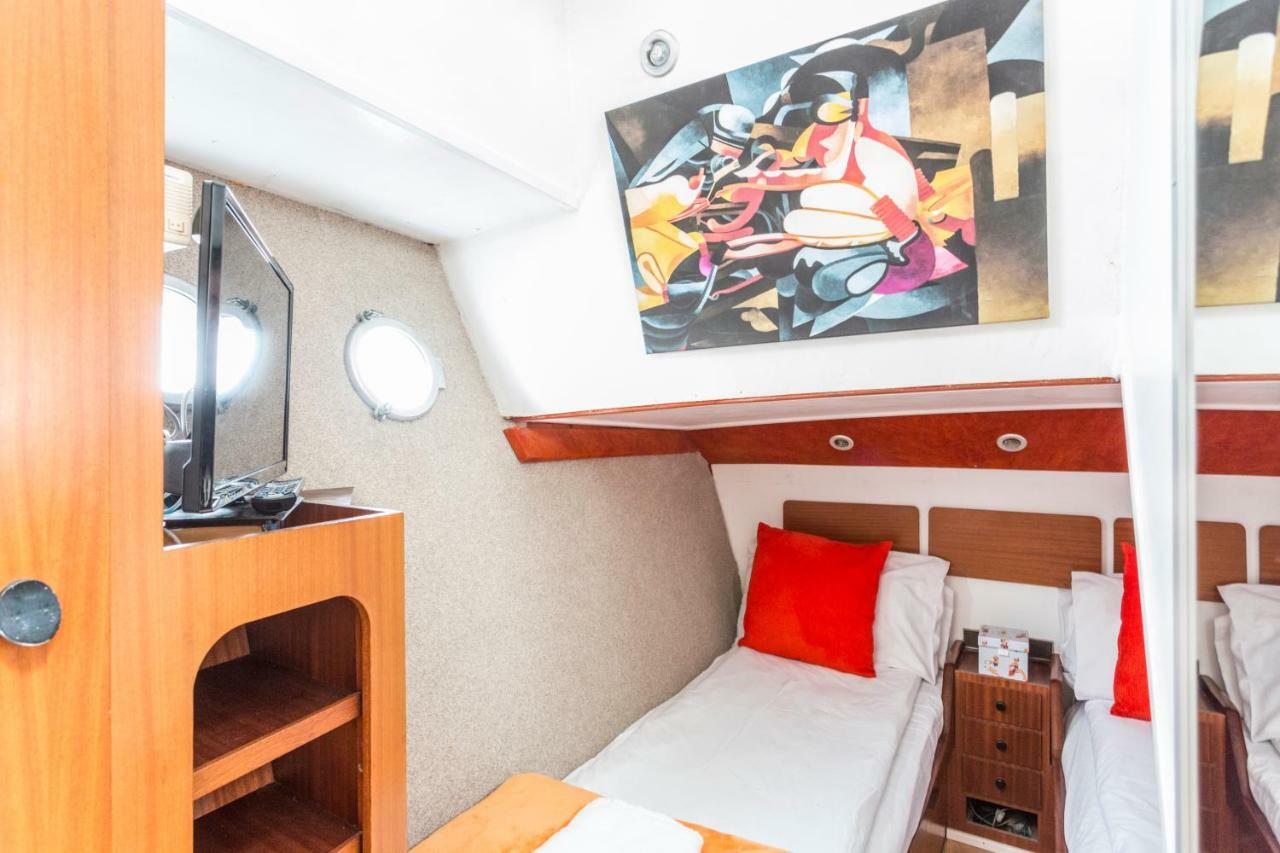 Eucala Motor Yacht Hotel East Molesey Buitenkant foto